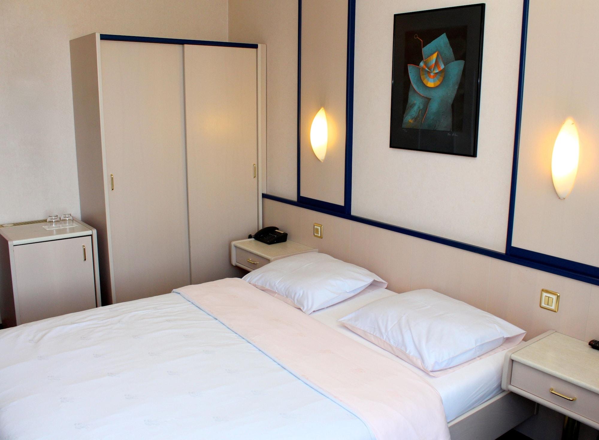 Hotel Crystal Λωζάνη Εξωτερικό φωτογραφία